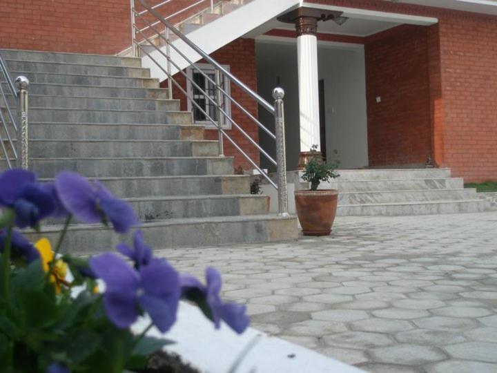 Chef House Resort Katmandú Exterior foto